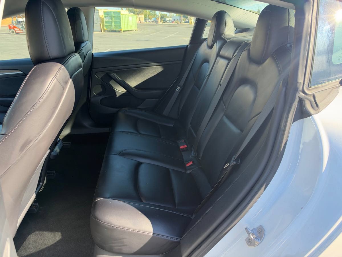 Used 2021 Tesla Model 3 Standard Range Plus RWD image 24