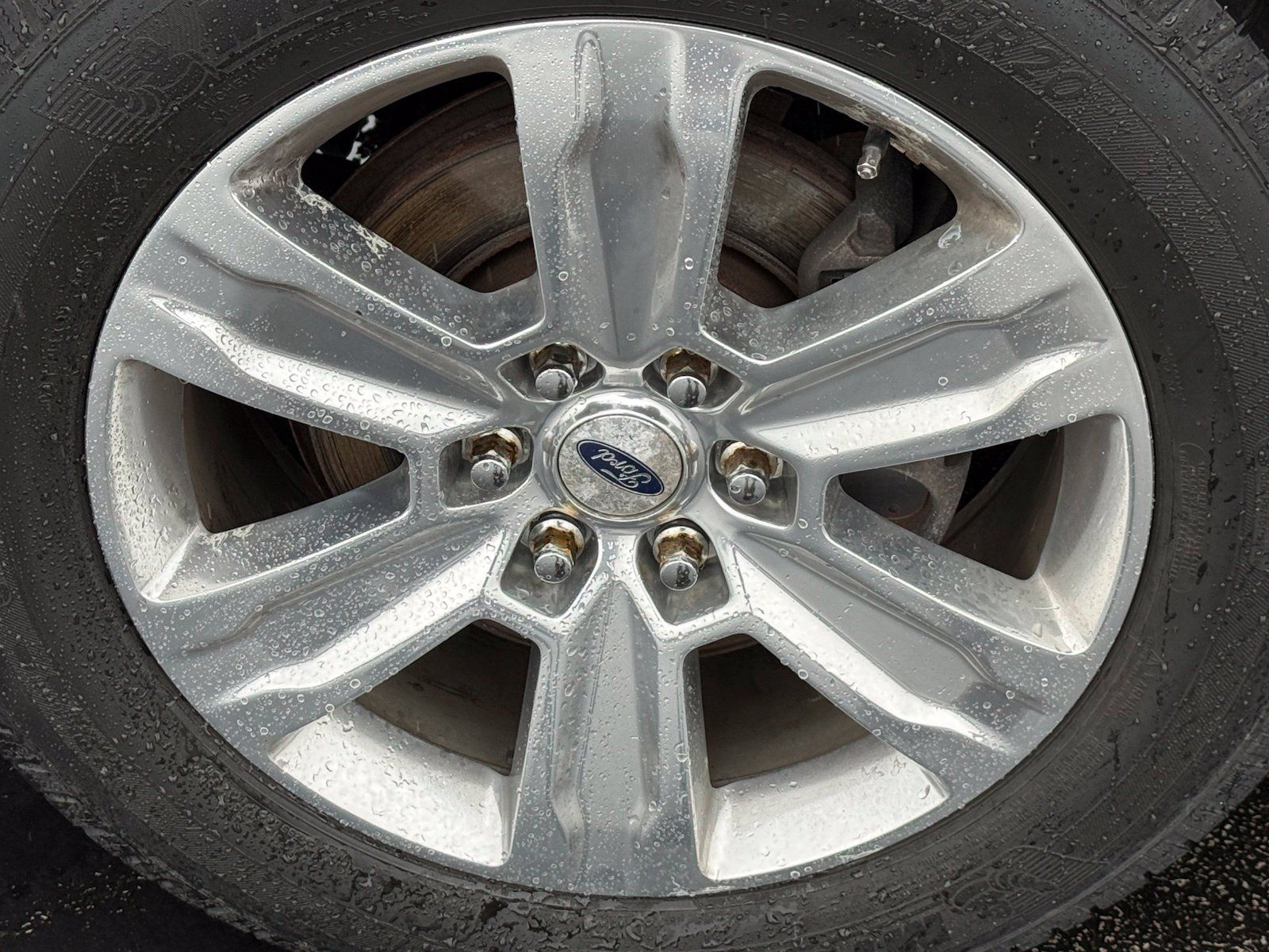 Used 2015 Ford F150 Platinum w/ Equipment Group 701A Luxury AWD/4WD image 11
