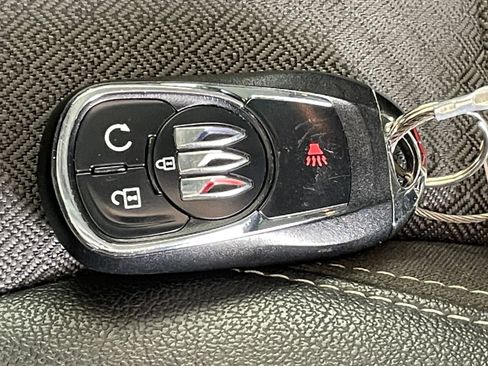 Used 2025 Buick Encore GX Preferred image 22