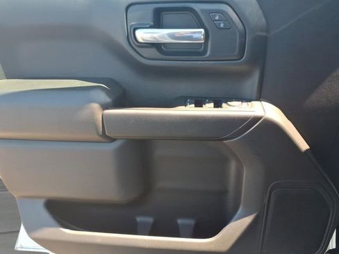 Used 2020 Chevrolet Silverado 1500 W/T w/ WT Value Package AWD/4WD image 15