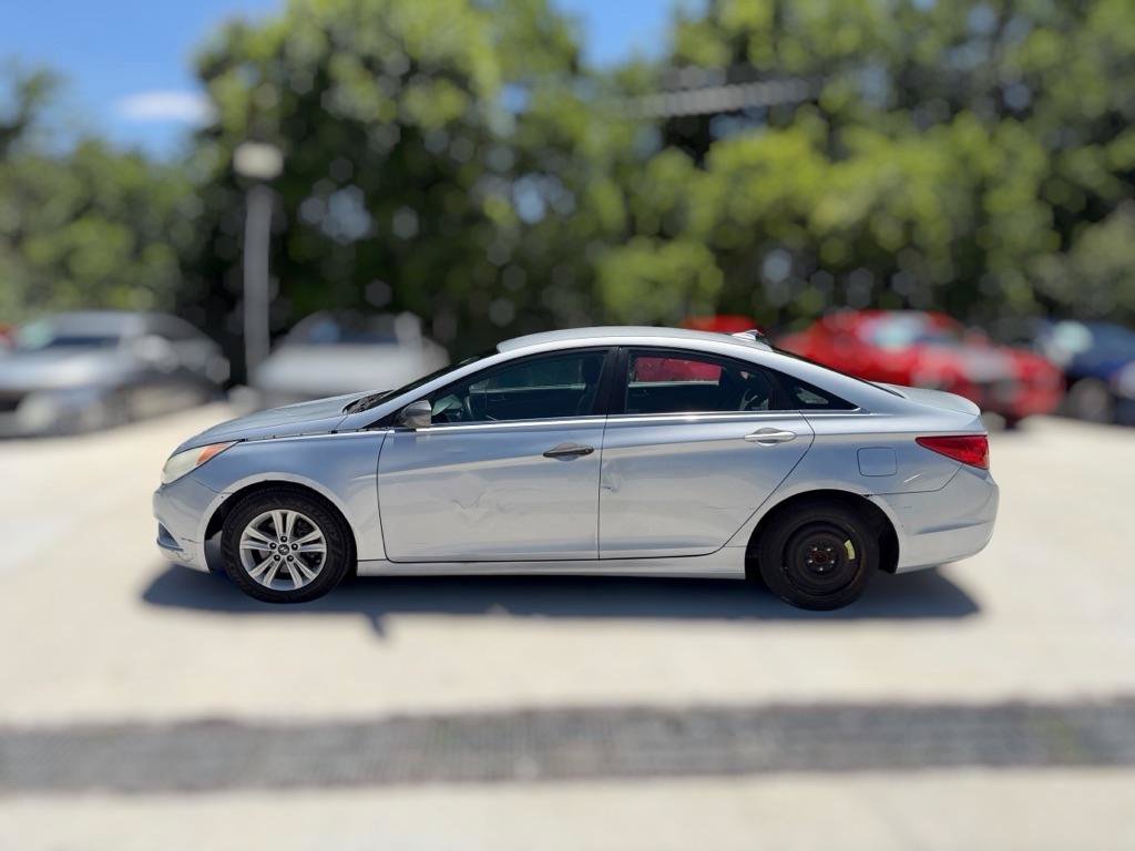 Used 2012 Hyundai Sonata GLS w/ Popular Equipment Pkg FWD image 8
