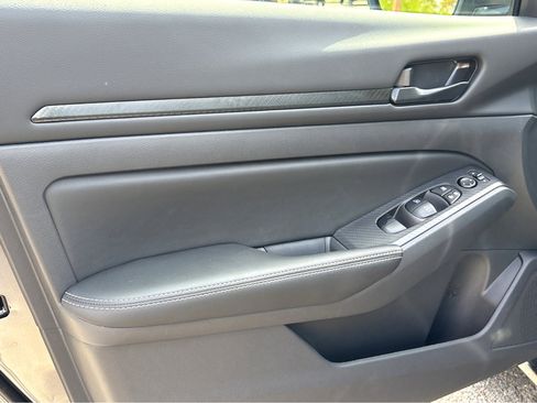 New 2026 Nissan Altima 2.5 SV w/ SV Special Edition Package FWD image 18