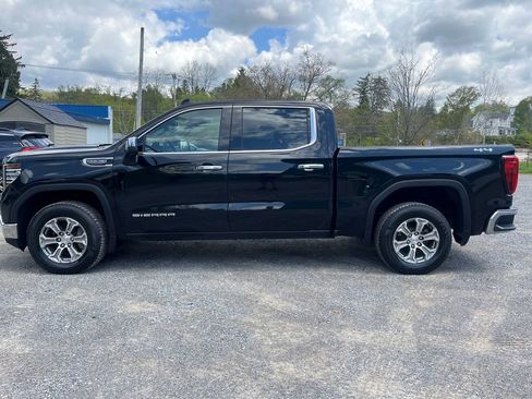 Used 2025 GMC Sierra 1500 SLT AWD/4WD image 11