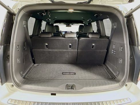 Used 2026 Nissan Armada PRO-4X w/ Captain's Chari Seat Package AWD/4WD image 27