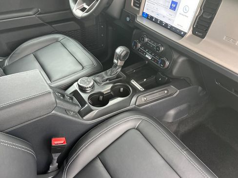 New 2025 Ford Bronco Outer Banks image 18