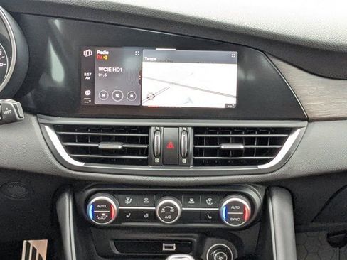 Used 2022 Alfa Romeo Giulia Ti w/ Active Assist Plus Package image 18