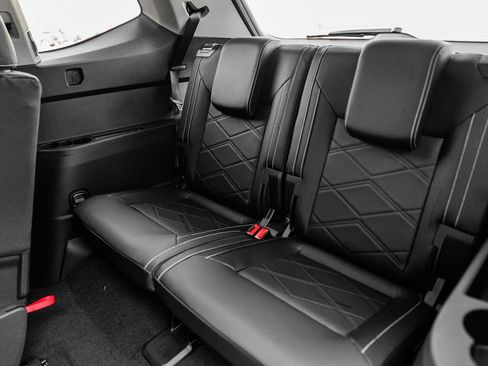 New 2026 Volkswagen Atlas SE image 11