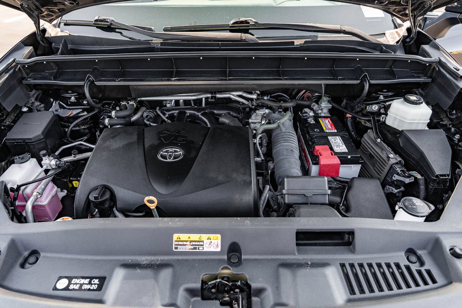 Used 2022 Toyota Highlander XLE FWD image 20