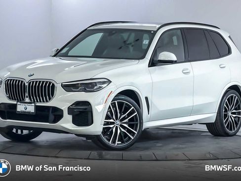Used 2022 BMW X5 xDrive40i w/ M Sport Package image 1