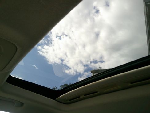 Used 2017 Chevrolet Cruze LT w/ Sun And Sound Package image 24