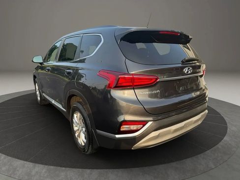 Used 2020 Hyundai Santa Fe SE image 10