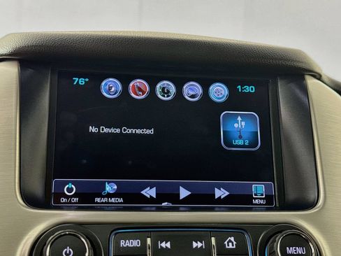 Used 2017 GMC Yukon SLT w/ Premium Edition RWD image 16