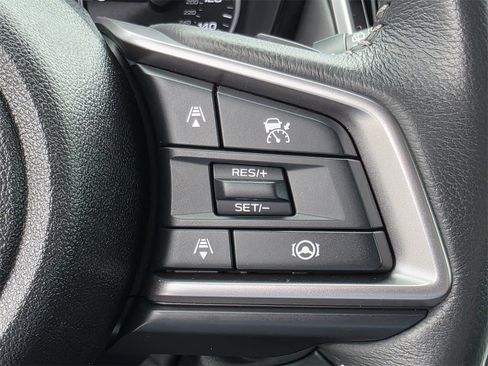 Used 2025 Subaru Outback Premium image 27