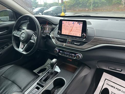 Used 2019 Nissan Altima 2.5 SL FWD image 21