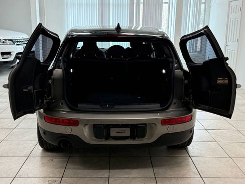 Used 2017 MINI Cooper Clubman image 19