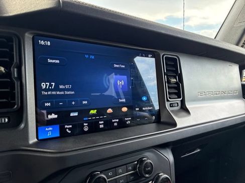 Used 2025 Ford Bronco Badlands AWD/4WD image 31