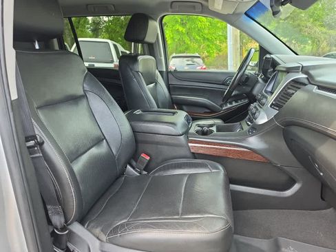 Used 2020 GMC Yukon XL SLT image 24