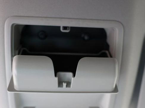 Used 2025 Ford Ranger Lariat w/ FX4 Off-Road Package image 35