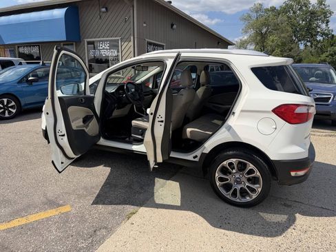 Used 2018 Ford EcoSport Titanium AWD/4WD image 18