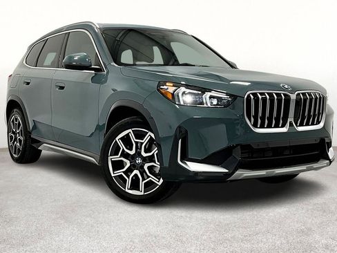 Used 2025 BMW X1 xDrive28i image 1