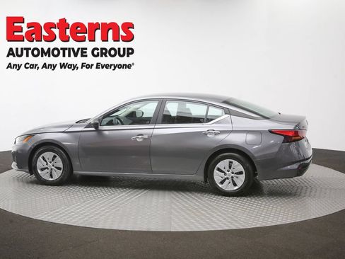 Used 2024 Nissan Altima 2.5 S FWD image 56