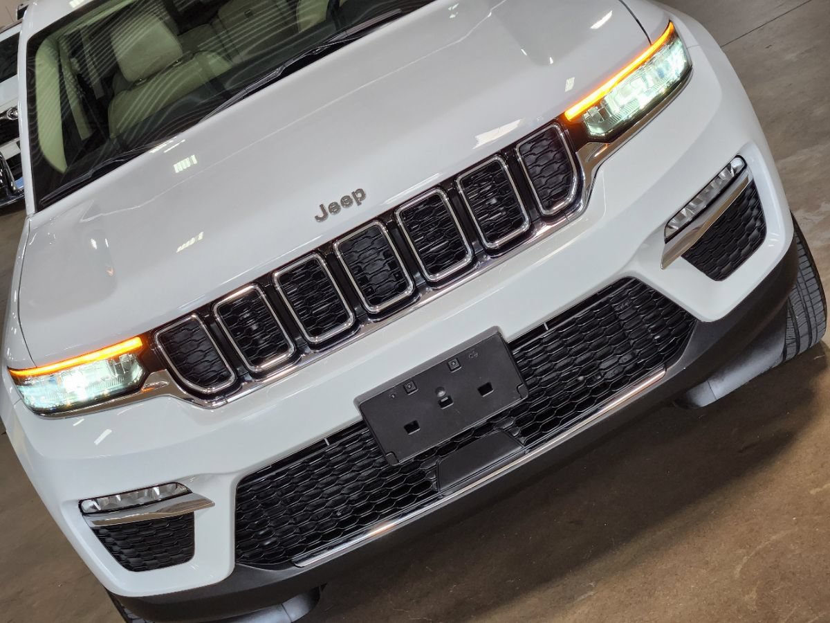 Used 2022 Jeep Grand Cherokee Limited RWD image 19