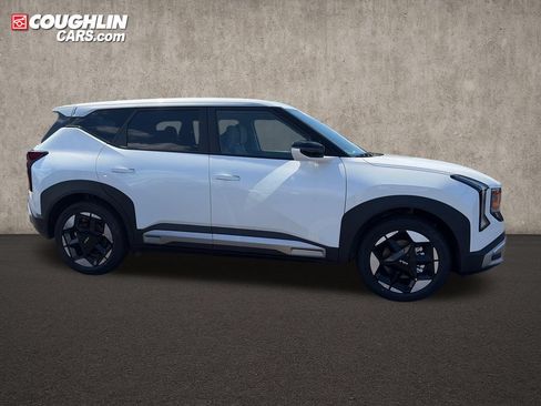 New 2027 Kia Seltos S FWD image 9