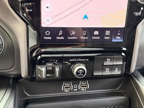 New 2026 RAM 1500 4x4 Crew Cab image 22