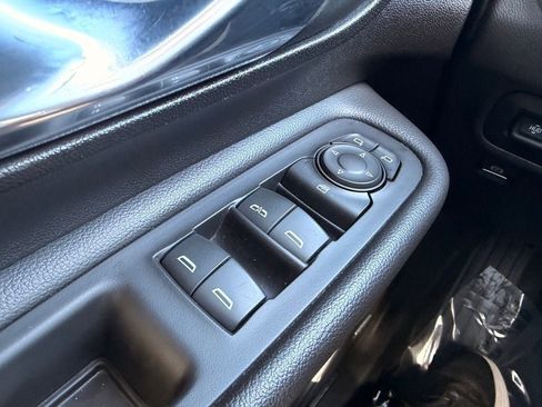 Used 2023 GMC Terrain Denali AWD/4WD image 22