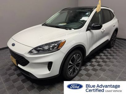 Used 2022 Ford Escape SE w/ SE Sport Appearance Package