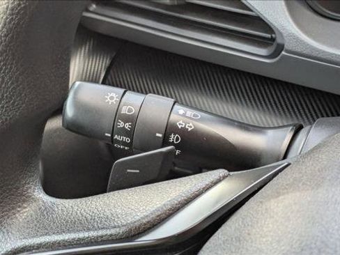 Certified 2024 Subaru Crosstrek 2.0i Premium image 15