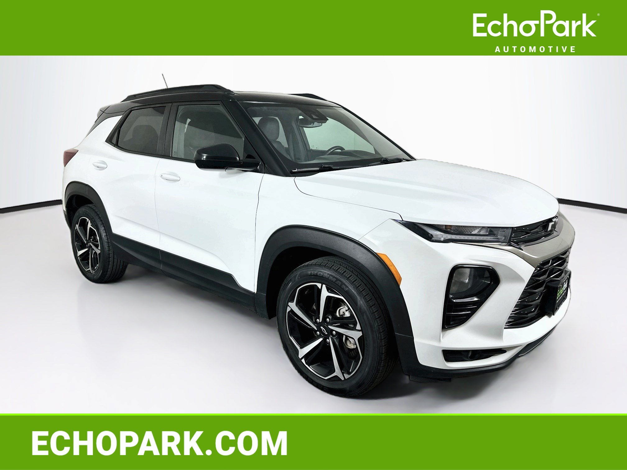 Used 2021 Chevrolet TrailBlazer RS w/ Sun and Liftgate Package AWD/4WD image 1