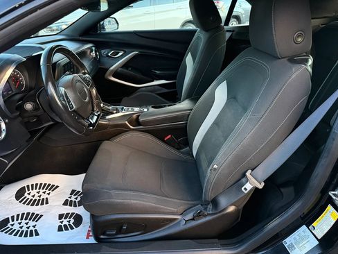Used 2019 Chevrolet Camaro LT RWD image 12