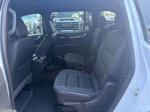New 2026 GMC Acadia Elevation w/ Black Edition AWD/4WD image 17