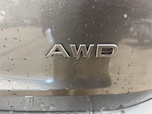 Certified 2024 Nissan Rogue S image 32