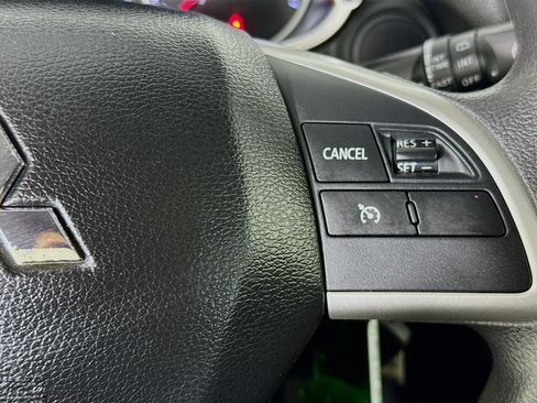 Used 2020 Mitsubishi Eclipse Cross ES image 14