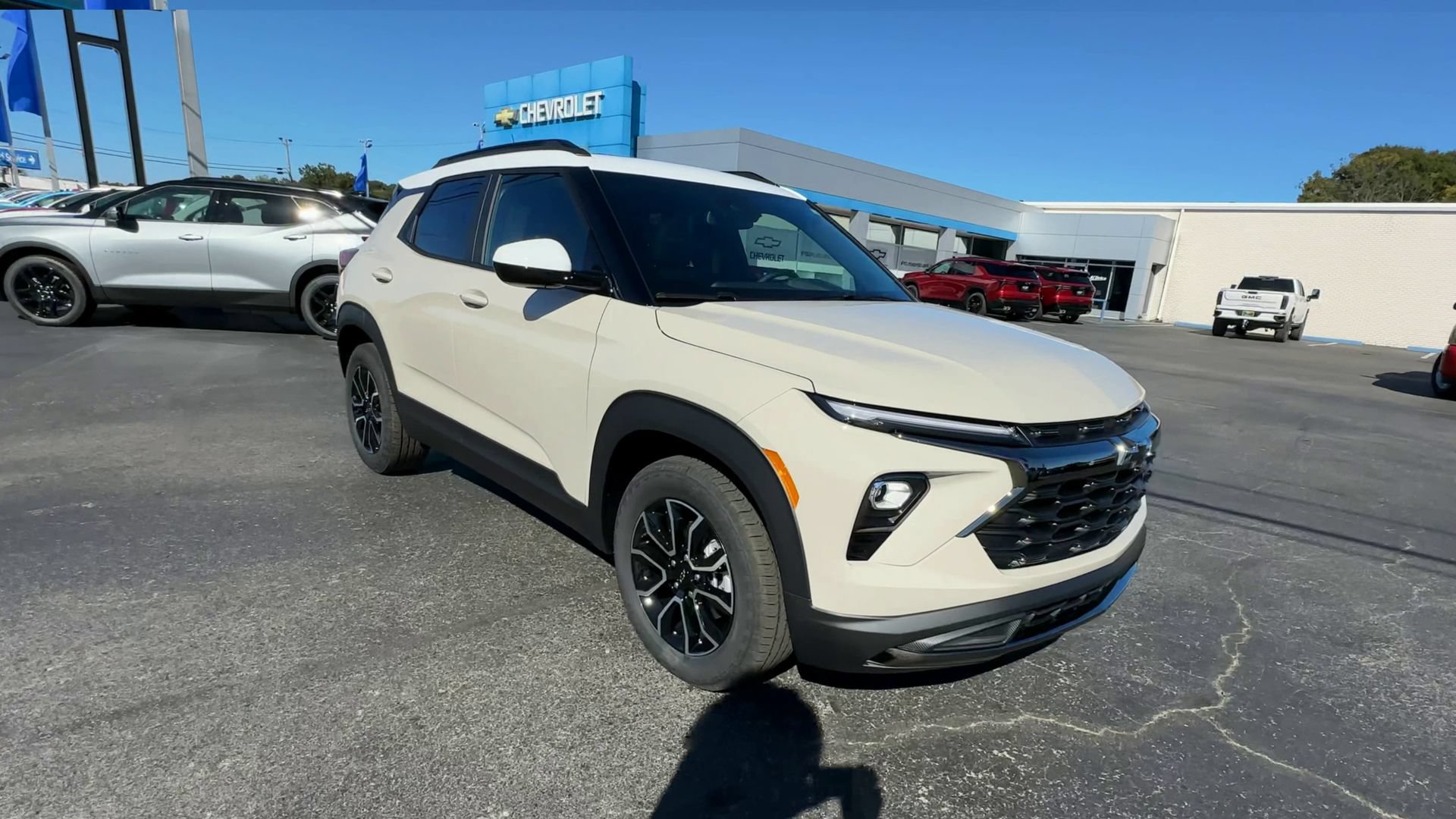 New 2026 Chevrolet TrailBlazer ACTIV w/ Convenience Package FWD image 2
