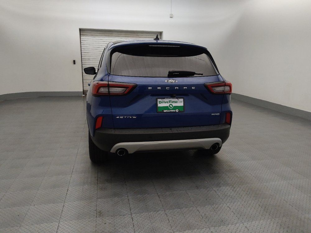 Used 2023 Ford Escape Active AWD/4WD image 6
