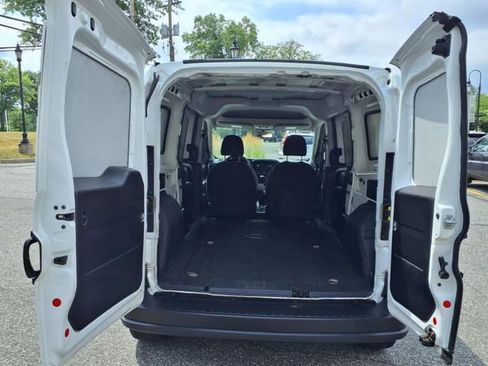 Used 2021 RAM ProMaster City Tradesman image 11