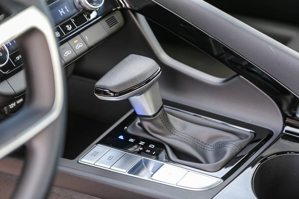 New 2026 Hyundai Elantra Hybrid w/ Cargo Package FWD image 19