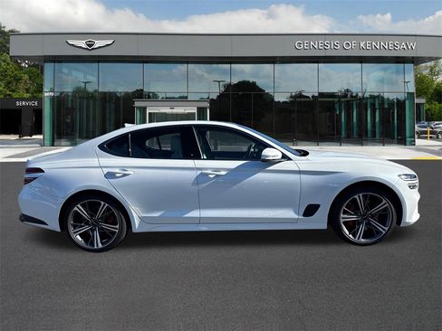 Used 2025 Genesis G70 2.5T w/ Sport Prestige Package image 8