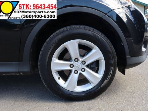 Used 2013 Toyota RAV4 XLE AWD/4WD image 27