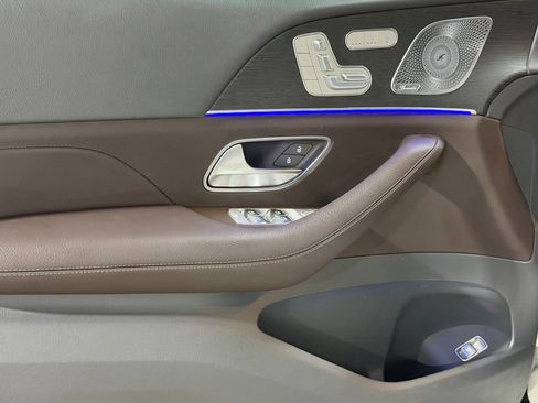 Used 2020 Mercedes-Benz GLS 580 4MATIC image 12