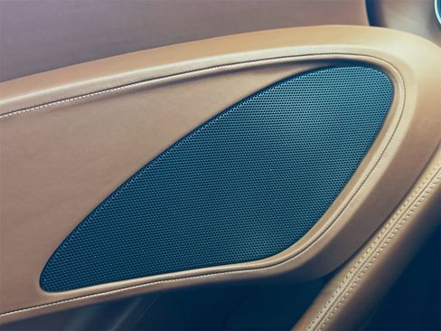 Used 2017 McLaren 570S Base image 17