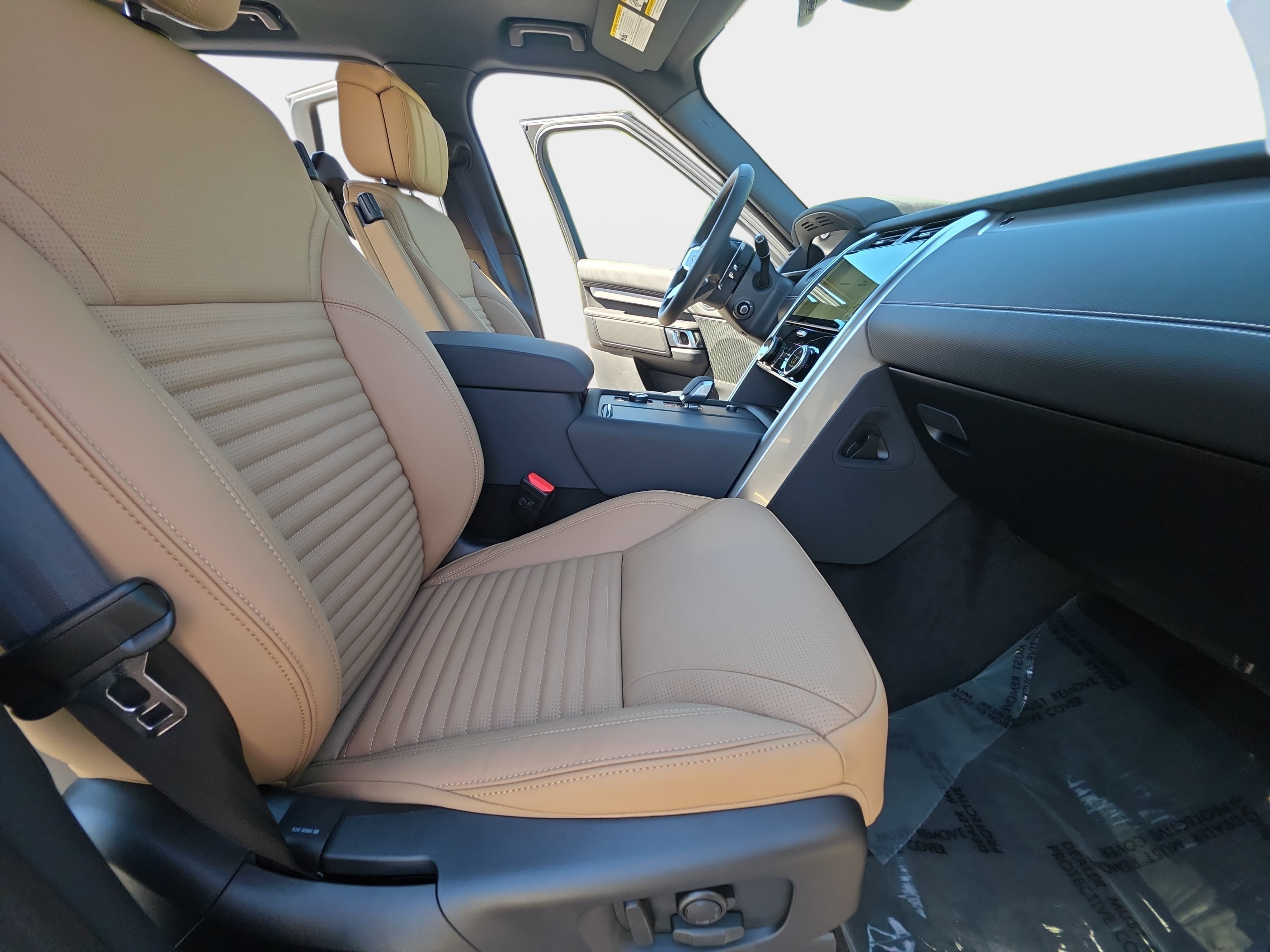 New 2026 Land Rover Discovery Dynamic SE AWD/4WD image 10