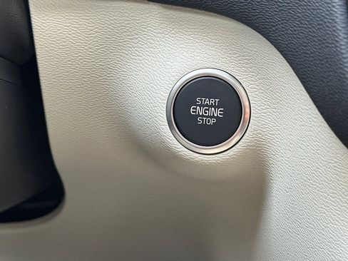 New 2026 Volvo XC40 B5 Plus w/ Protection Package Premier image 25