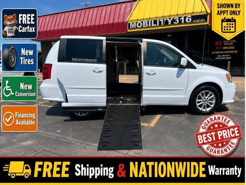 Used 2016 Dodge Grand Caravan SXT FWD image 1