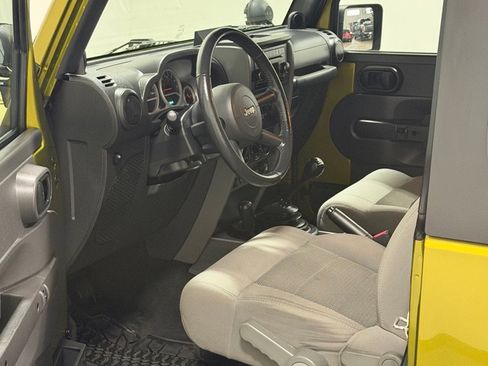 Used 2008 Jeep Wrangler Rubicon w/ PWR Convenience Group AWD/4WD image 8