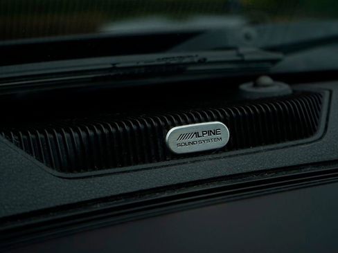 Used 2018 RAM 1500 Laramie image 26