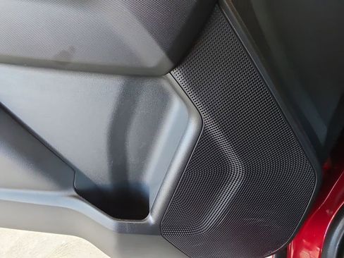 Used 2025 GMC Canyon Elevation w/ Convenience Package image 25